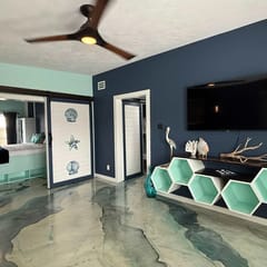 Salty Vibes - One-of-a Kind Florida Beach House