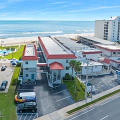 Honu Hideaway - Family Friendly Condo w/ Pool!