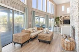 Gorgeous beach style home minutes from beach! - Image 3