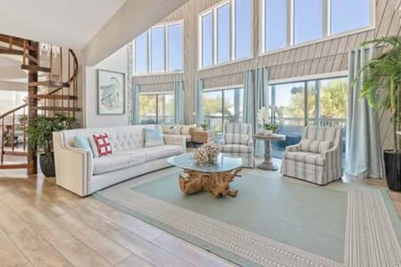 Gorgeous beach style home minutes from beach! - Image 1